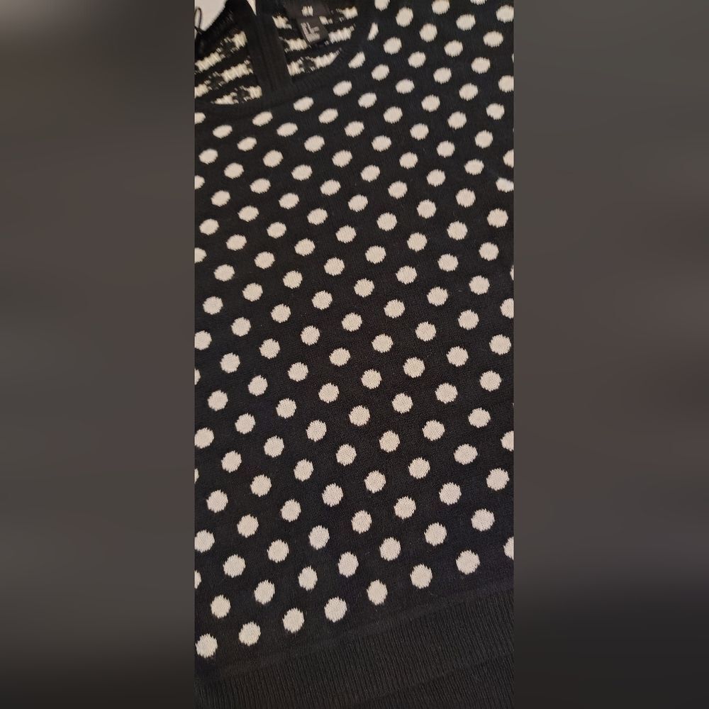 H&M Black & White Polka Dot Sweater Sz Small - Picture 8 of 14